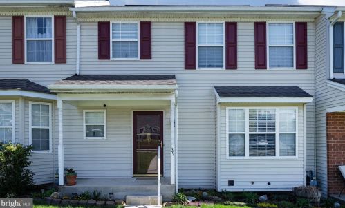 139 Country Ridge Dr, Red Lion, PA 17356-8863