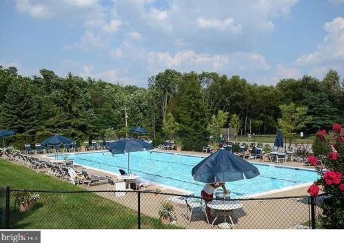 17 Yorktown Ct, Blue Bell PA 19422-2521 exterior