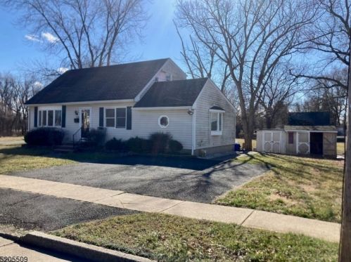 108 Bridge St, Manville NJ  08835-2328 exterior