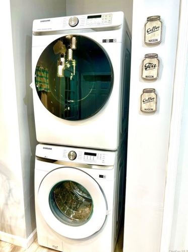 7 Little Ave, Middletown NY  10940-5109 exterior