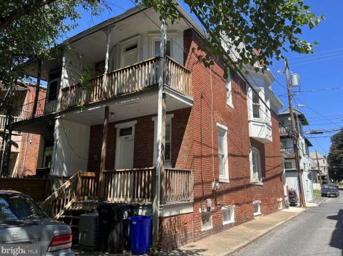 2022 Susquehanna St, Harrisburg, PA 17102-2120