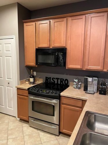 3883 Clubside Pointe Dr, Orlando, FL 32810-1488