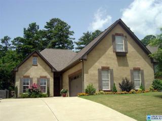 736 Bainbridge Ln, Birmingham, AL 35210-2186