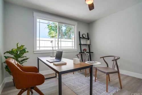 803 9th St, Long Beach CA  90813-4709 exterior