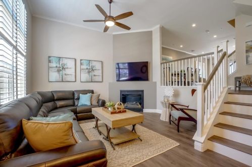 181 Esfahan Dr, San Jose, CA 95111-3123