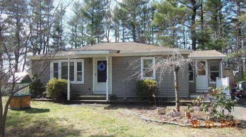 154 Geer Rd, Norwich, CT 06351-1144