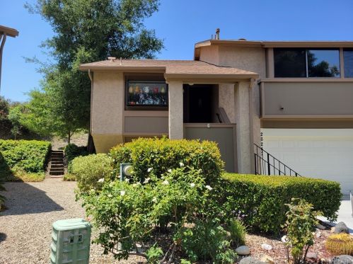 26247 Rainbow Glen Dr, Santa Clarita, CA 91321-1374