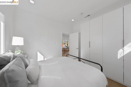 1836 Russell St, Berkeley CA  94703-2154 exterior