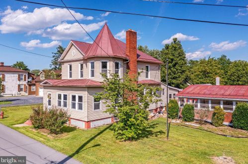 139 Funk St, Strasburg, VA 22657-2403