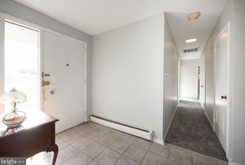 2709 Hillcrest Ave, Norristown, PA 19401-1764