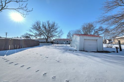 490 Toledo Ave, Marion OH  43302-2145 exterior