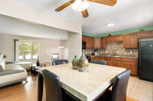 7909 Whitcomb St, Gary IN  46410-4366 exterior