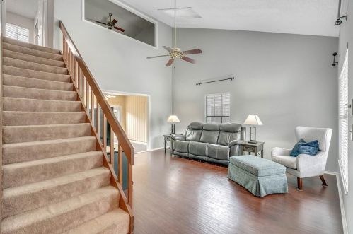 418 Poplar Ct, Maitland FL  32751-5975 exterior