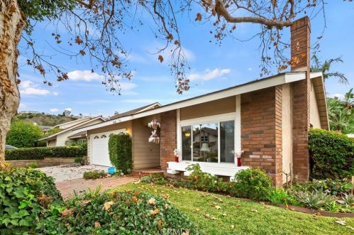 25642 Orchard Rim Ln, El Toro, CA 92630-2720