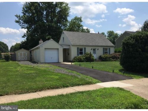 503 Crestview Rd, Lansdale, PA 19446-2909