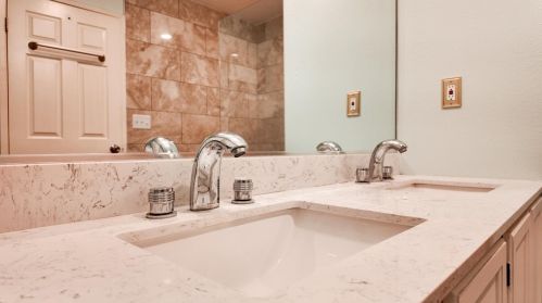 7229 Sutherland Way, Elk Grove CA  95758-4415 exterior