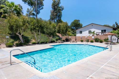 6532 Bell Blf Ave, San Diego CA 92119-1012 exterior