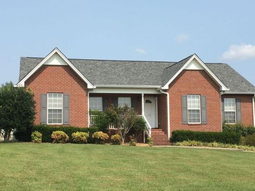 405 Meadowlark Dr, Shelbyville TN  37160-5400 exterior