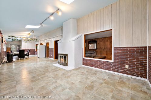 1011 1st Ave, Belmar NJ  07719-3301 exterior