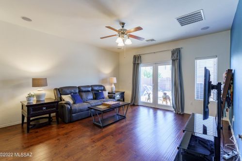 7626 Majestic Palm Ln, Tucson, AZ 85756-6112