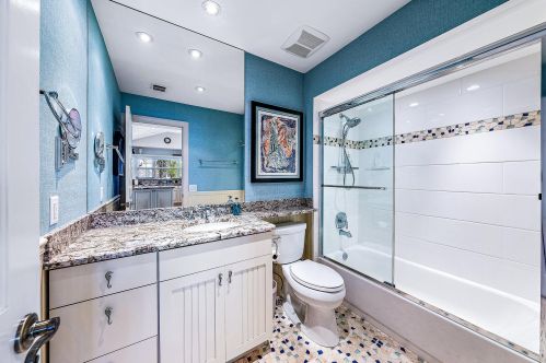 622 Ocean Dunes Cir, Jupiter FL  33477-9116 exterior