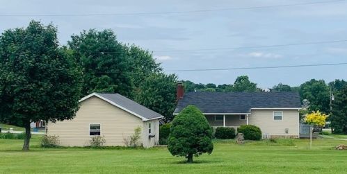 1408 Ridgeview Dr, Somerset, PA 15501-2744