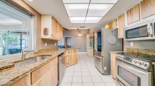 605 Leeland Heights Blvd, Lehigh Acres FL  33936-6721 exterior