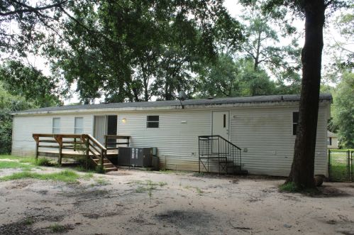 8946 Bluebell St, Milton, FL 32583-8370