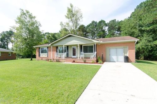 407 Maplehurst Rd, Jacksonville, NC 28540-3146