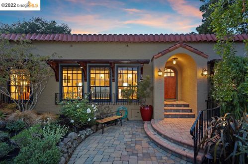 5657 Amy Dr, Oakland, CA 94618-2611