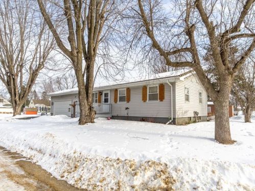 302 Park Dr, Albertville, WI 54730-9176