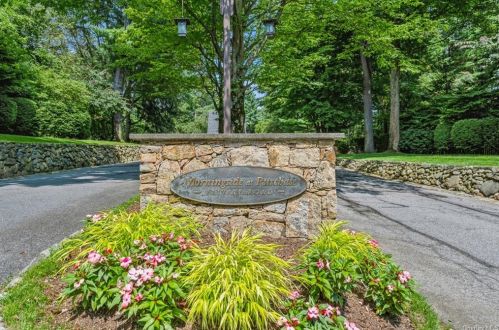 14 Ponds Ln, Purchase, NY 10577-1712
