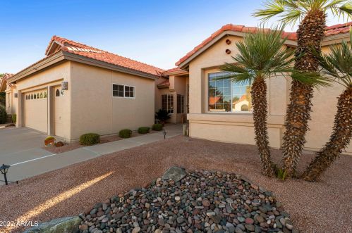 10817 Silvertree Dr, Chandler, AZ 85248-7939