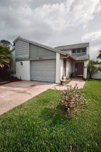 2615 Autumn Green Dr, Orlando, FL 32822-5833