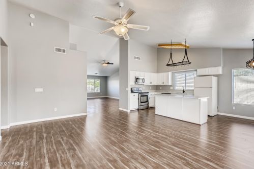 30663 44th St, Cave Creek AZ  85331-7879 exterior