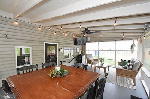 17 Glenview Dr, Riverton NJ  08077-2135 exterior