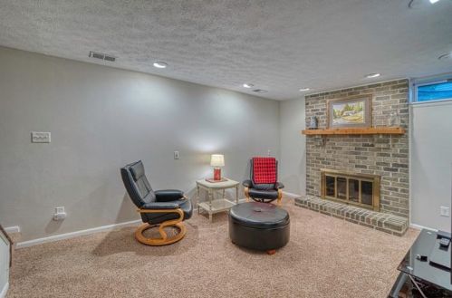 110 Partridge Run Rd, Gibsonia PA  15044-7922 exterior