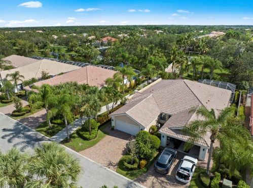 15387 Upwind Dr, Bonita Springs FL  34135-8588 exterior