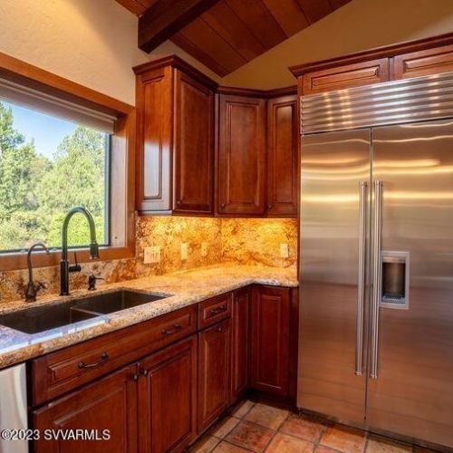 375 Shadow Rock Dr, Sedona AZ 86336-3451 exterior