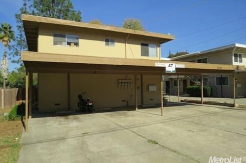 7527 Cook Ave, Citrus Heights, CA 95610-2904
