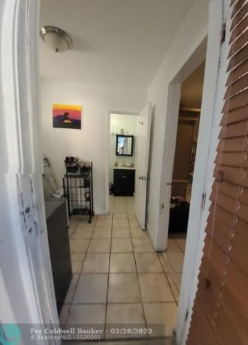 6901 16 Ct, Hollywood FL 33027-2315 exterior