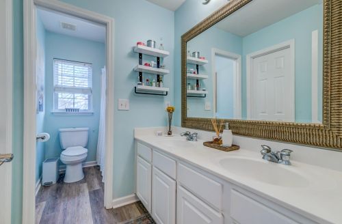 200 Towering Pine Dr, Ladson SC  29456-3794 exterior