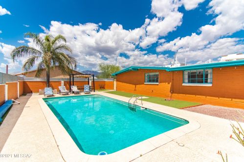 1209 Bryant Ave, Tucson AZ  85706-2918 exterior