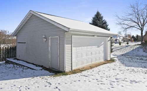 3182 Trenton Ln, Green Bay, WI 54313-4023