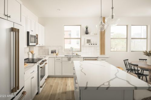 825 9th Ave, Phoenix AZ 85007-2315 exterior