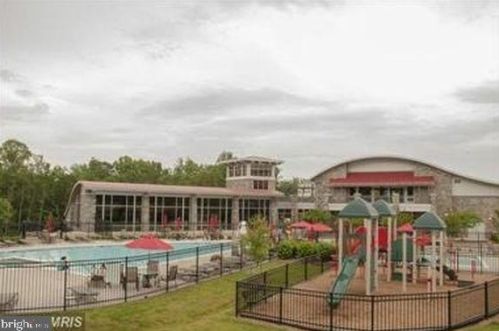 2578 Eastbourne Dr, Woodbridge, VA 22191-4059