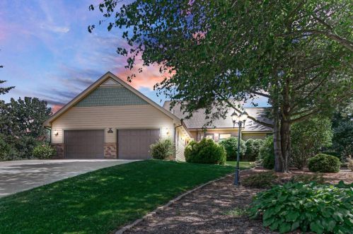 424 Cherrywood Ct, Valpo, IN 46385-9075