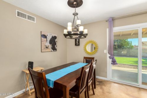 3433 Emelita Ave, Mesa AZ 85208-5617 exterior