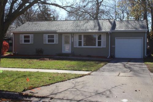 624 14th St, Spencer, IA 51301-4606