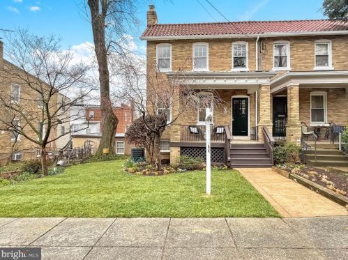 1015 Upshur St, Washington, DC 20017-2136